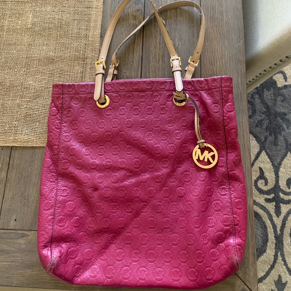 Michael’s Kors Pink Purse